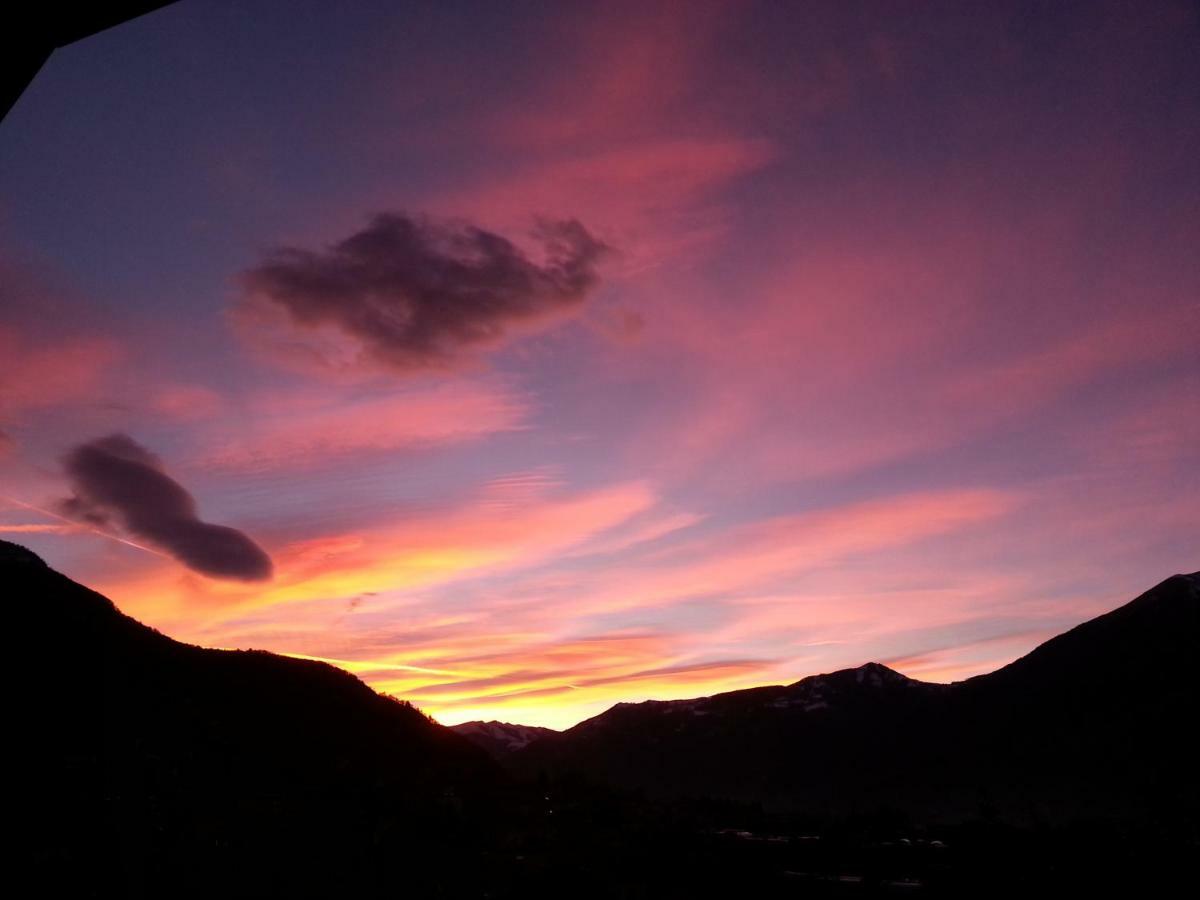 Alba E Tramonto Appartamenti Vista Lago بيلاجيو المظهر الخارجي الصورة