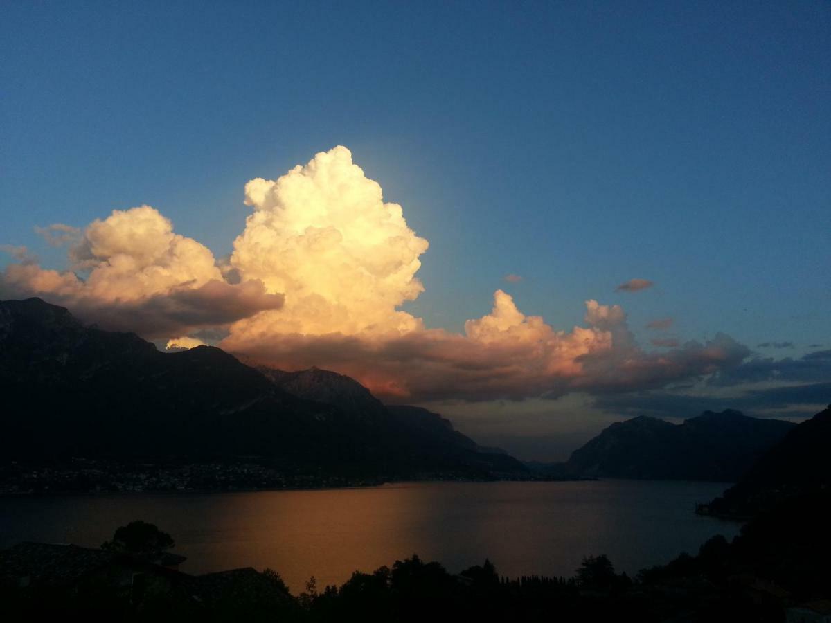 Alba E Tramonto Appartamenti Vista Lago بيلاجيو المظهر الخارجي الصورة